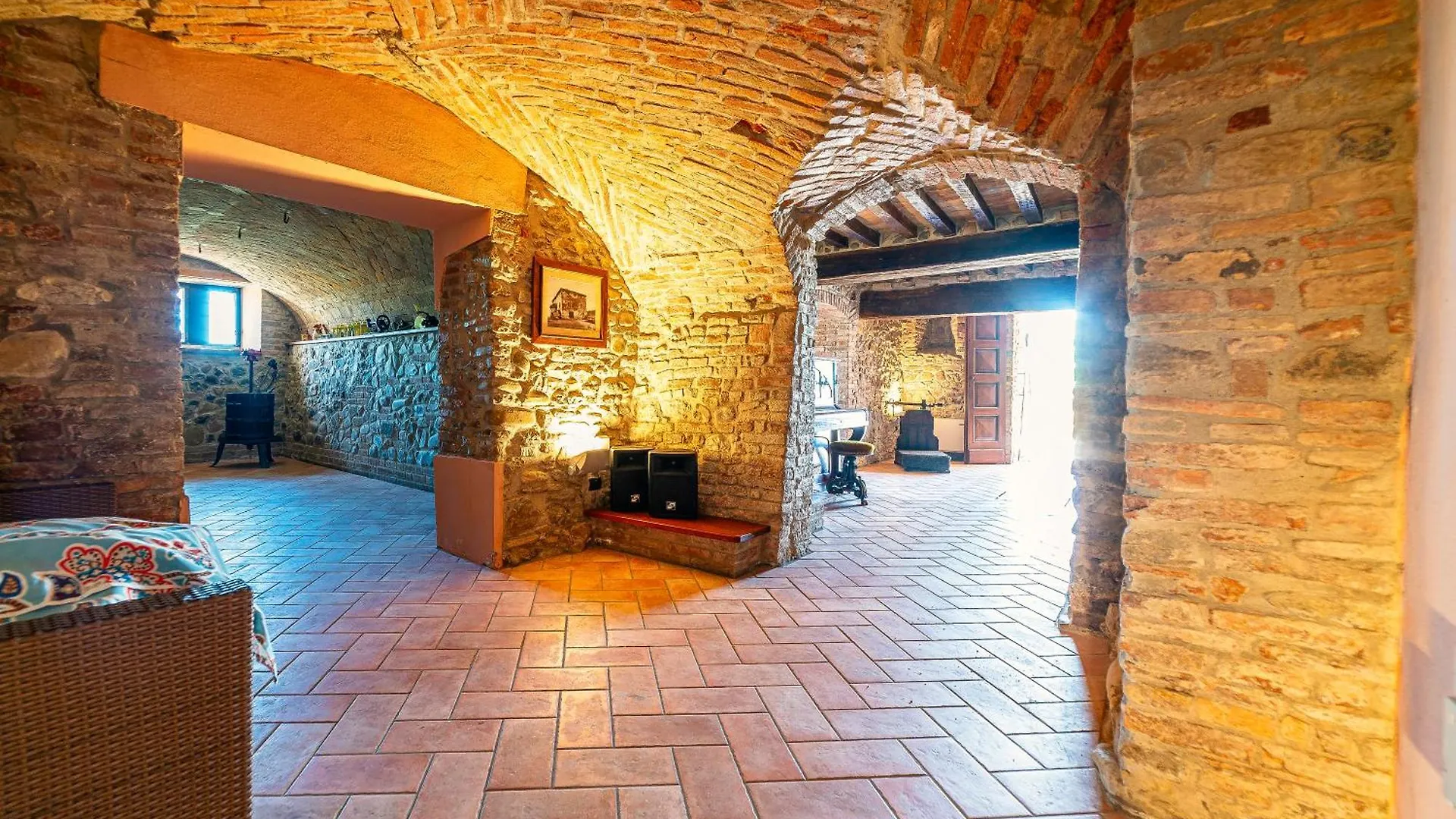 Tenuta Il Poggio - Luxury B&B Felegara Italy